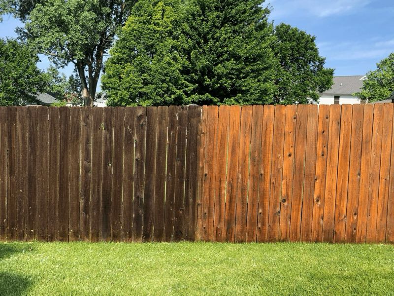 Fence Staining near Fort Worth